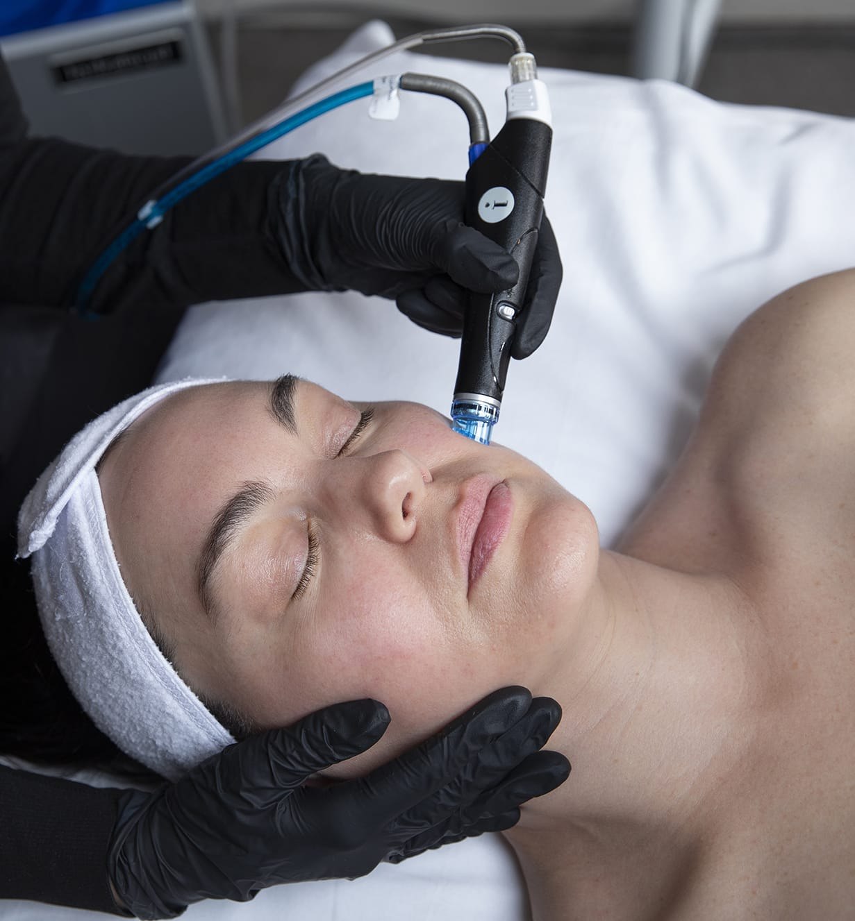 Standard Hydrofacial